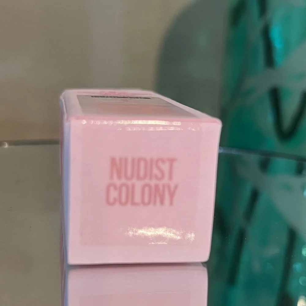 Jeffree Star Velvet Trap lipstick in color Nudist Colony. New! - Picture 3 of 9